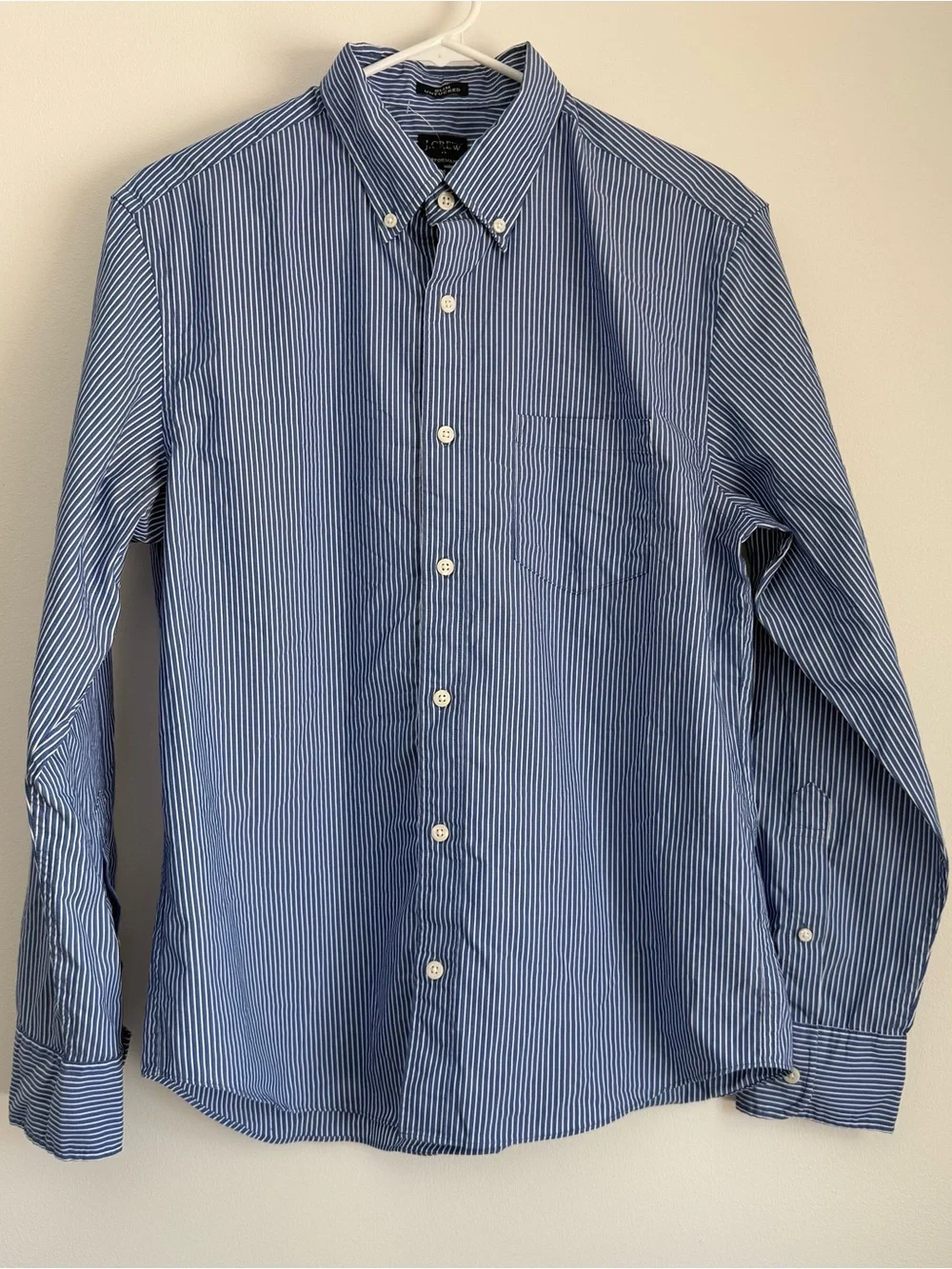 New with Flaw J. Crew Blue and White Striped Button-Up Cotton Size Medium